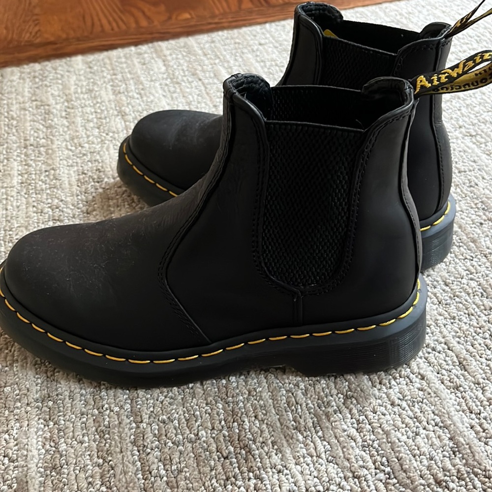 Doc Marten Chelsea Boots